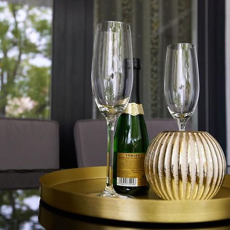 Starlight Bronze Szeged- Exclusive Leilighet Eksteriør bilde