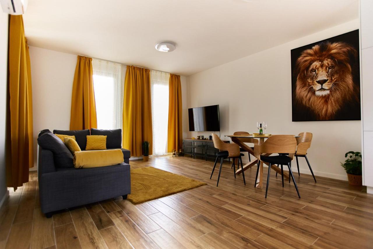 Starlight Bronze Szeged- Exclusive Leilighet Eksteriør bilde